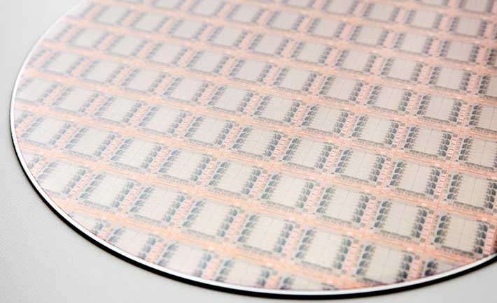 chip Telum IBM