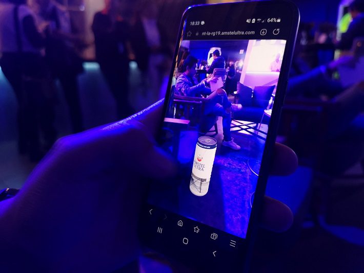Experiencia de RA en las latas de Amstel Ultra